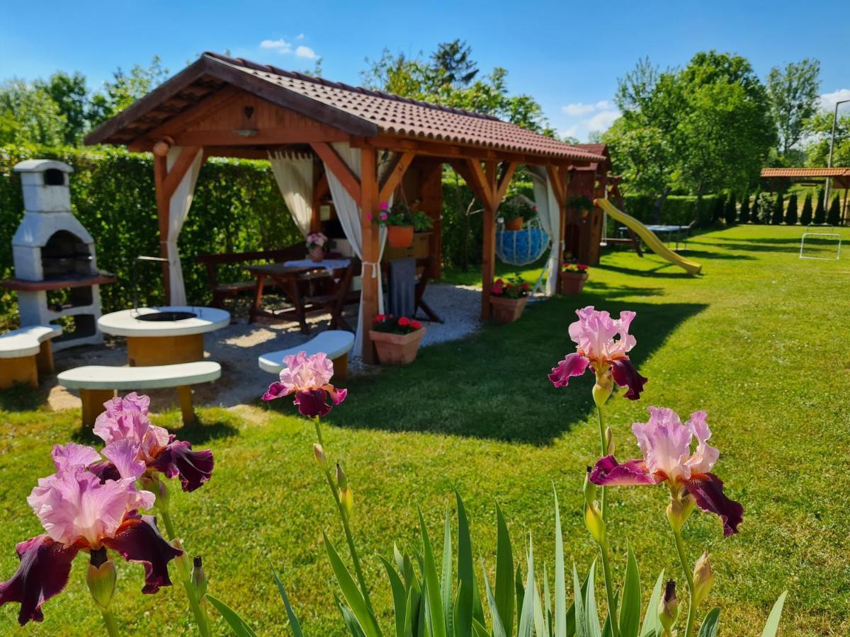 Eden Teljes Haz Hotel Aggtelek Exterior photo