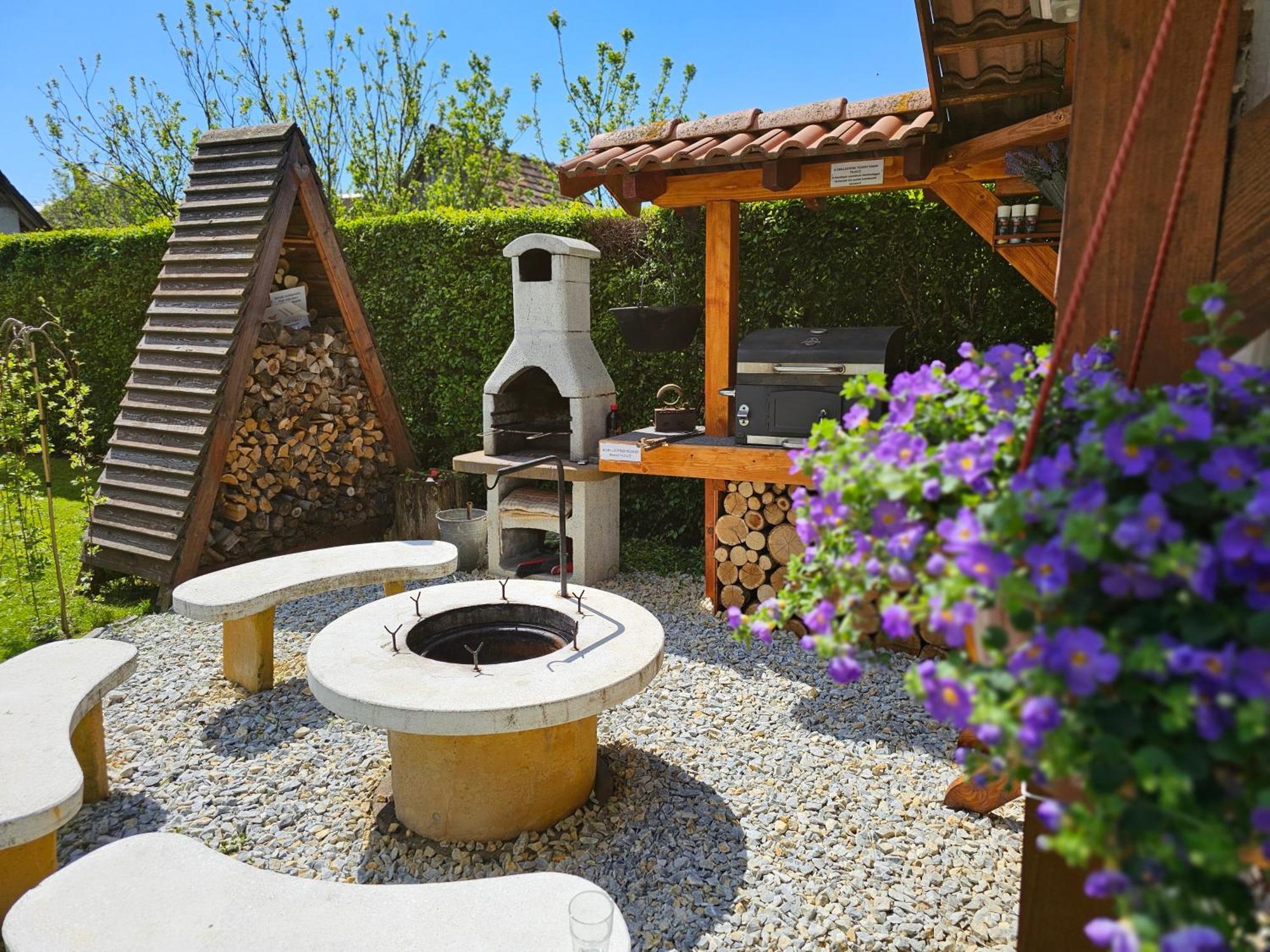 Eden Teljes Haz Hotel Aggtelek Exterior photo